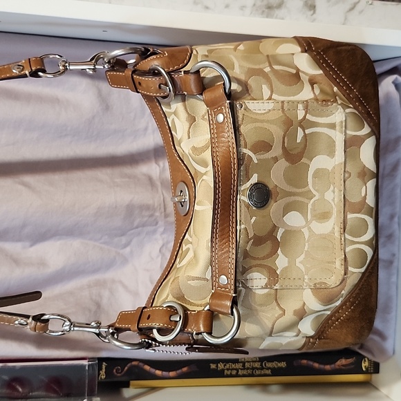 Coach Mini Soho - Picture 1 of 15